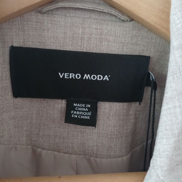 NWT Vero Moda Beige Blazer "Sally Jacket" in 'Mink/Beige Melange' - Picture 12 of 16